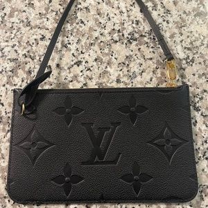 louis vuitton neverfull pochette